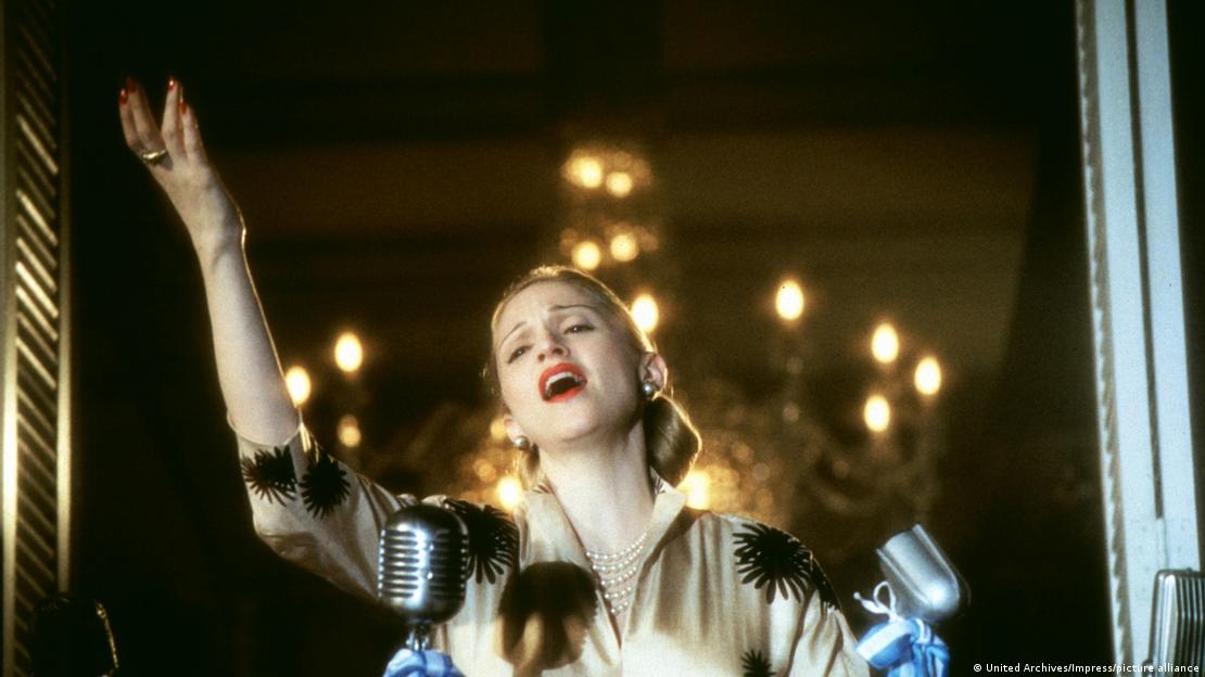 Madonna'nın "Evita" filminden bir sahne