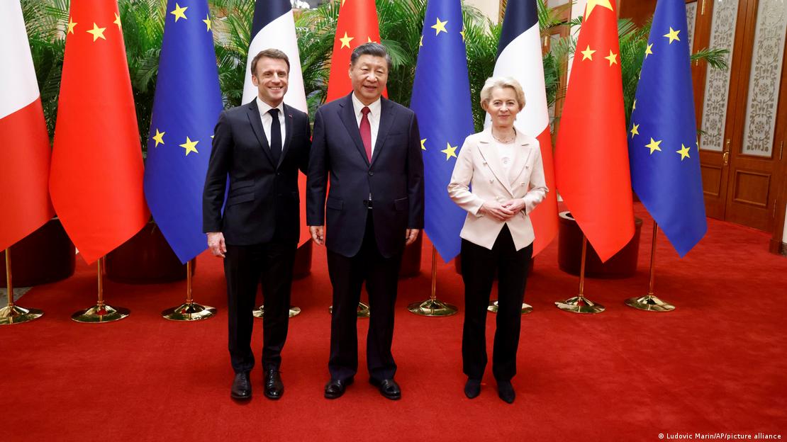 Fransa Cumhurbaşkanı Macron ile AB Komisyonu Başkanı Ursula von der Leyen Pekin'i ziyaret etti