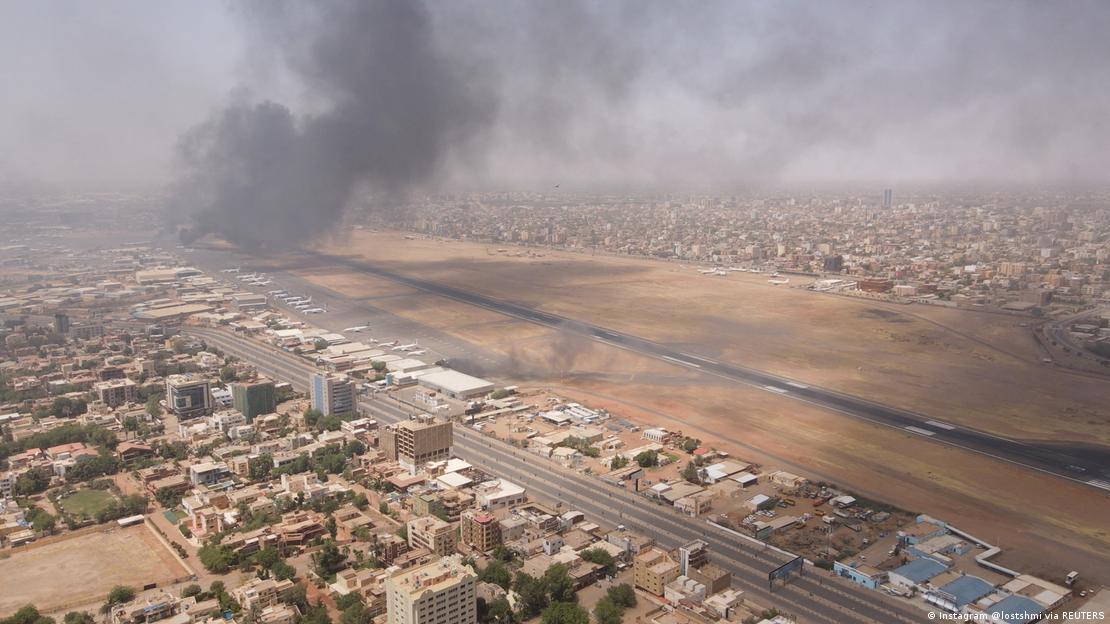 Sudan Armee gegen Paramilitärs Heftige Kämpfe in Khartoum