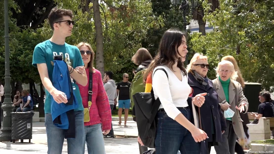 Gençlerin oyları Yunanistan seçimlerinde kilit önemde.