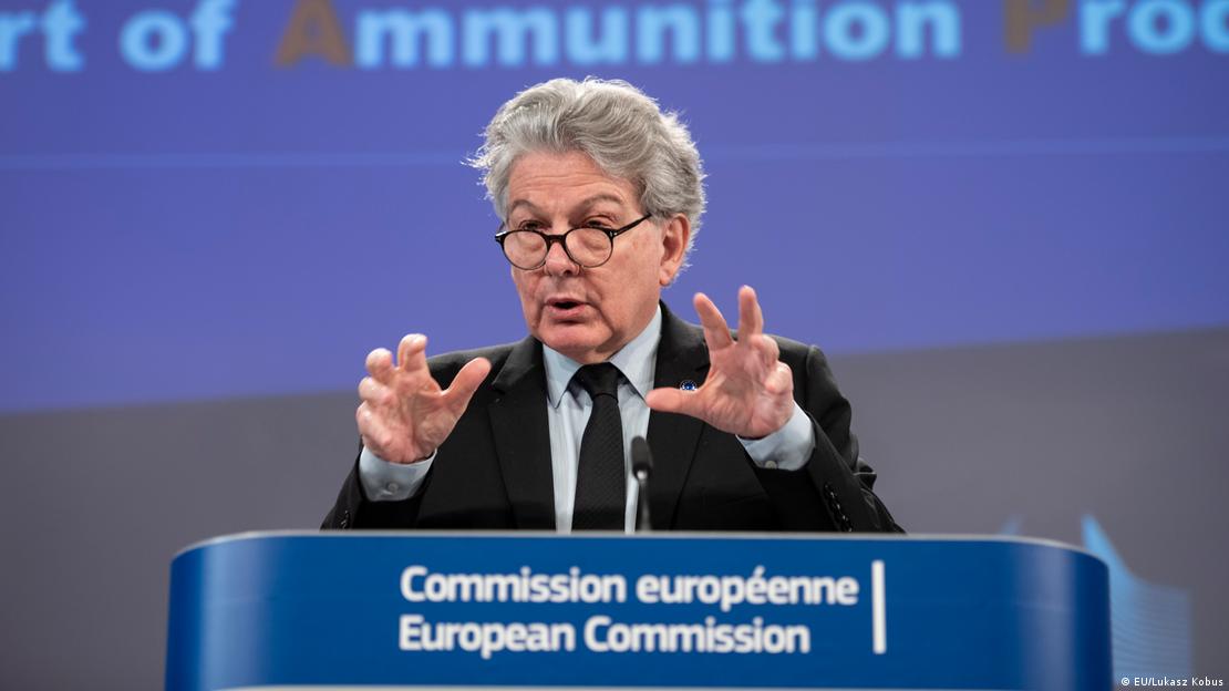 EU-Kommissar Thierry Breton spricht über Munition