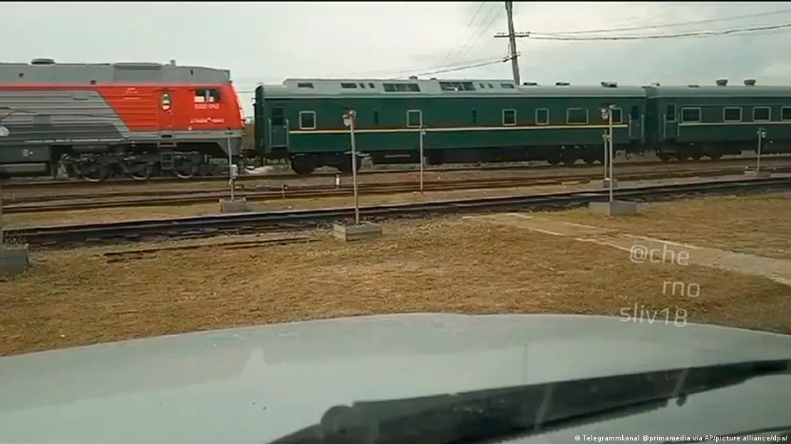Kim Jong Un'un zırhlı özel treni Rusya sınırını geçti 