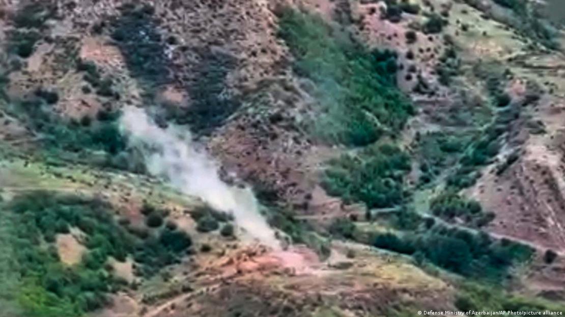 Dağlık Karabağ'da vurulan bir mevzi