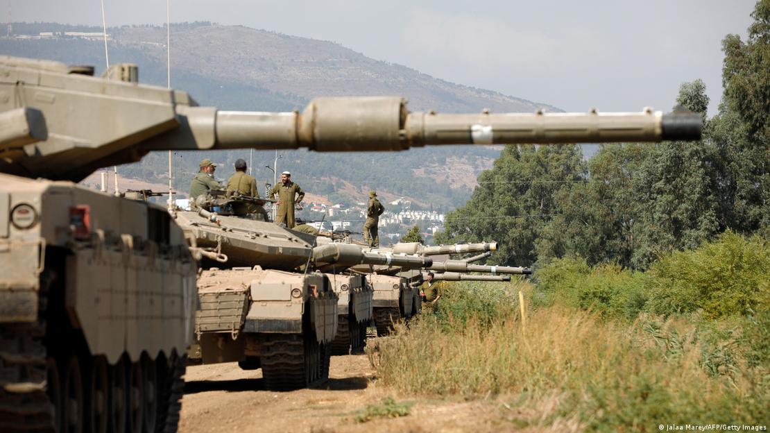 Lübnan sınırına konuşlandırılan İsrail tankları - (08.10.2023)
