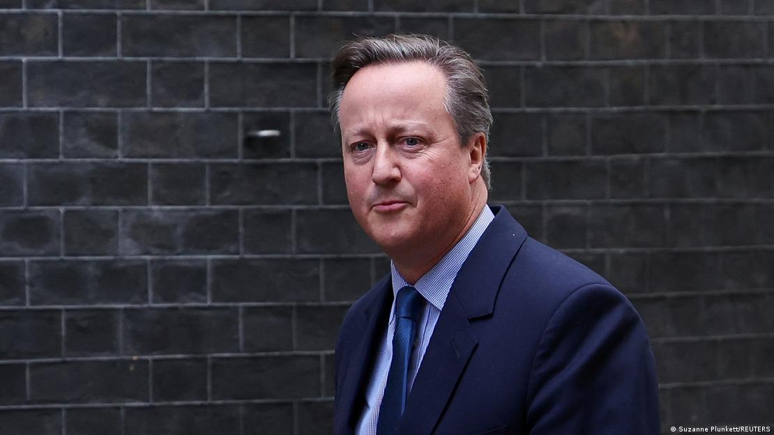 İngiltere’nin eski başbakanı David Cameron, Başbakan Sunak tarafından dışişleri bakanlığı görevine atandı.
